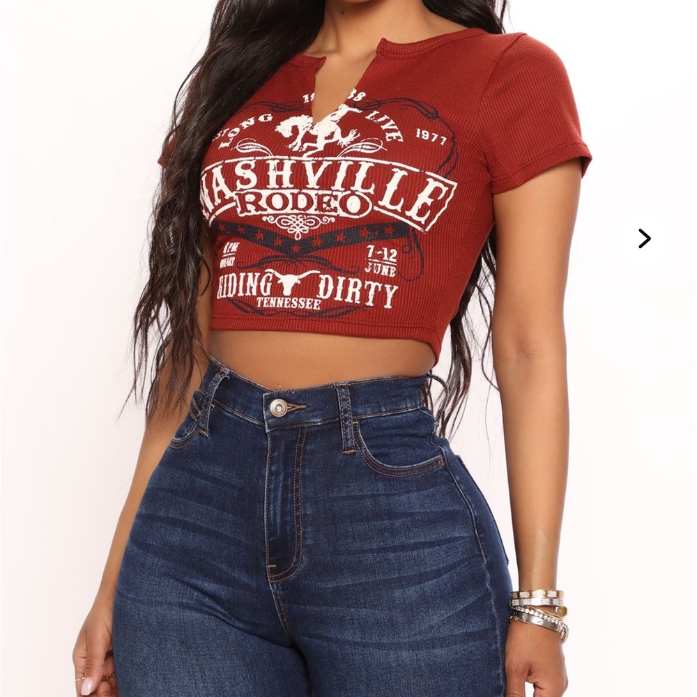 Fashion Nova Red Nashville Rodeo Crop Top